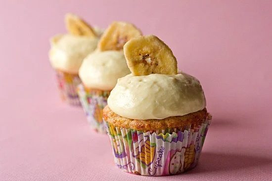 Banana Cupcakes plus Vanilla Pastry Cream