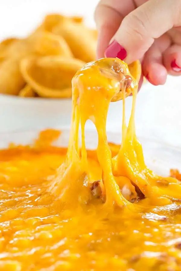 Cheesy Chili Dip