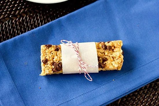 Chocolate Chip Granola Bars, chewy