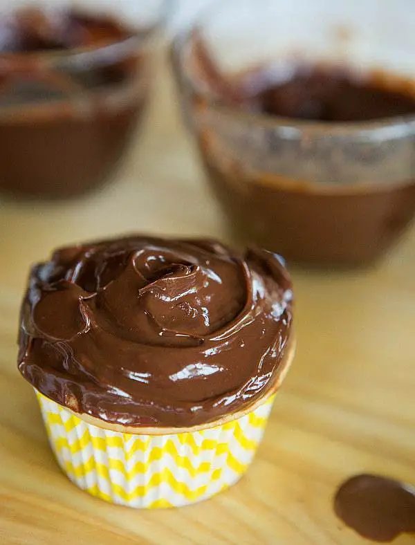 HOW TO: Chocolate Ganache 101