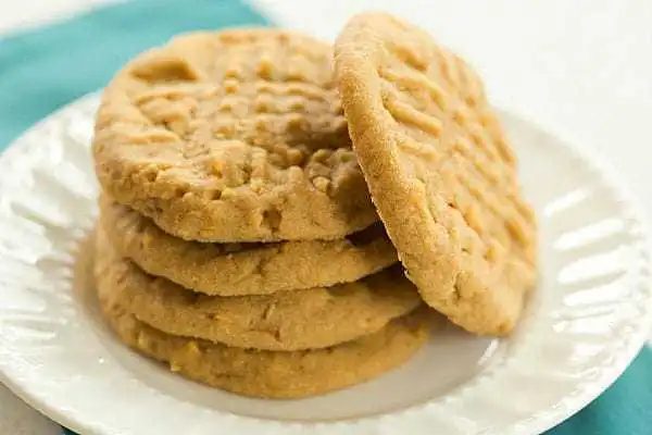 Chunky, Chewy Peanut Butter Cookies