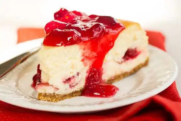 Cranberry-Eggnog Cheesecake