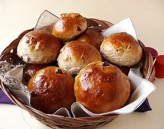 Cranberry-Walnut Rolls