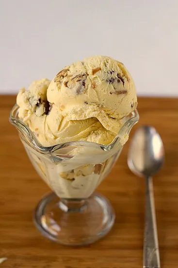 Date, Rum & Pecan Ice Cream