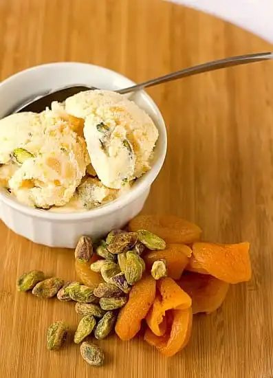 Dried Apricot-Pistachio Ice Cream