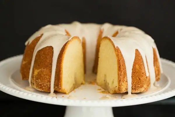 Eggnog Bundt Cake with Rum Icing by @Yawzu ::