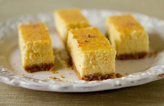 Eggnog Cheesecake Bars