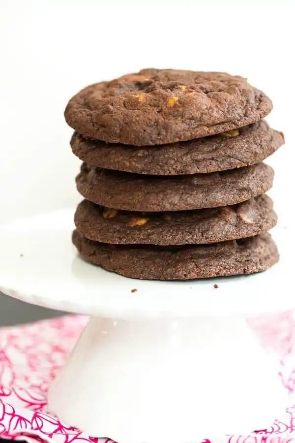 Giant Chocolate-Peanut Butter Chip Cookies