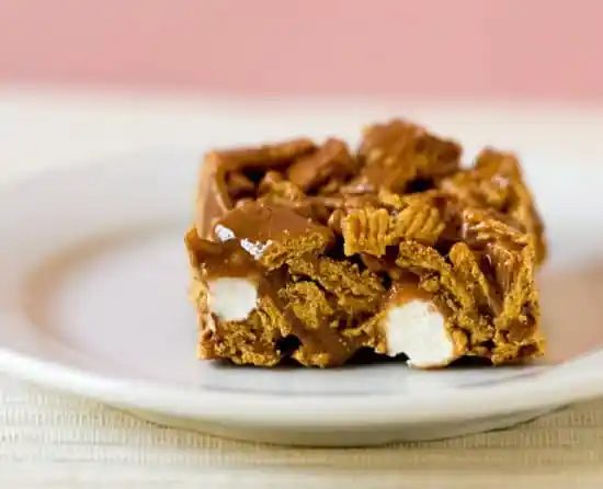 Golden Grahams S’mores Bars