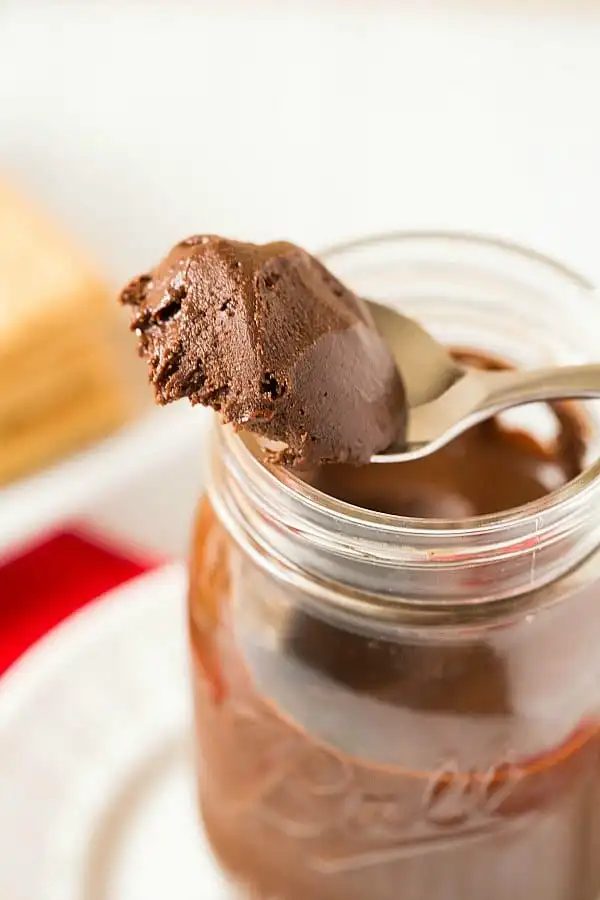 DIY: From-scratch Nutella