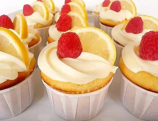 Lemon-Limoncello Cupcakes