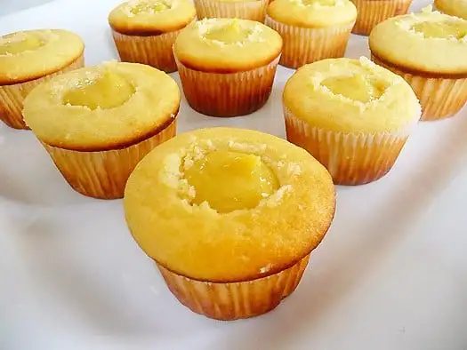 Lemon-Limoncello Cupcakes