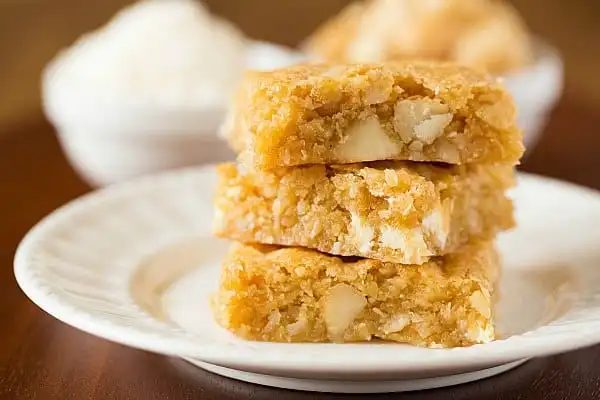 Macadamia Nut, Coconut & White Chocolate Blondies