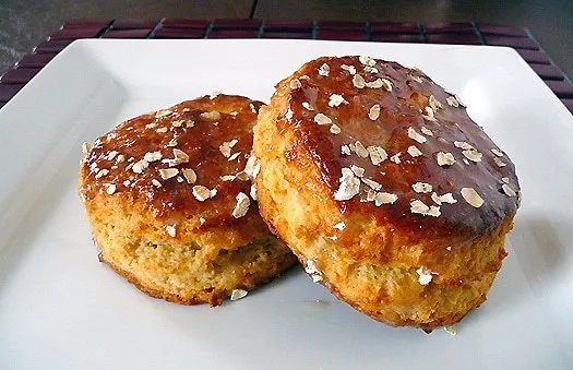 Maple-Oatmeal Scones