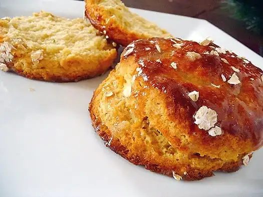 Maple-Oatmeal Scones