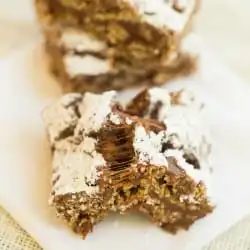 Muddy Buddy (Puppy Chow) Marshmallow Cereal Treats