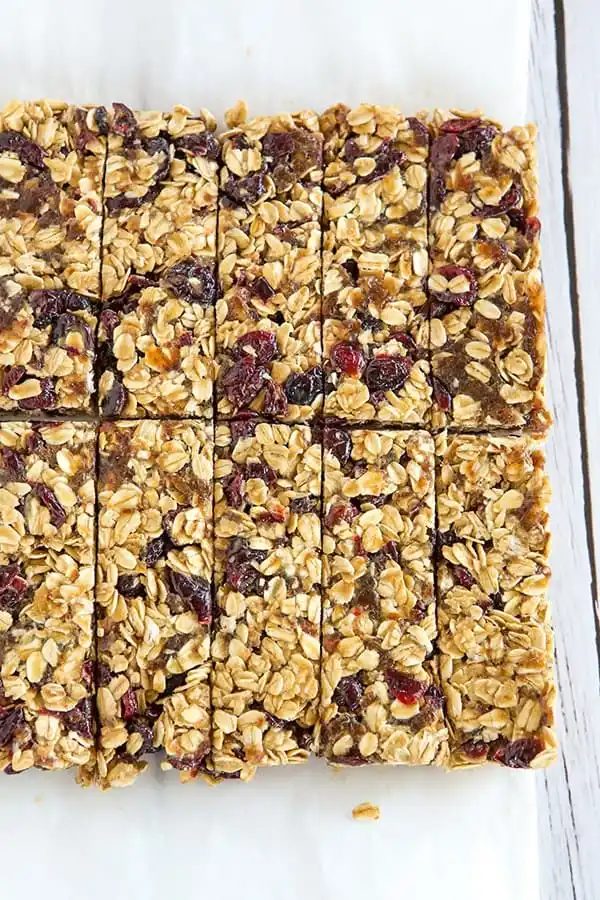 No-Bake 5-Ingredient Granola Bars
