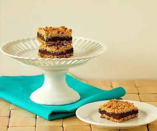 Oatmeal Fudge Bars