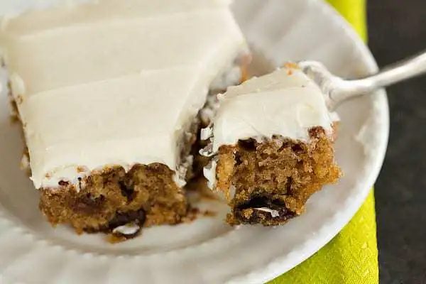 Oatmeal-Raisin Snack Cake with Cream Cheese Frosting |