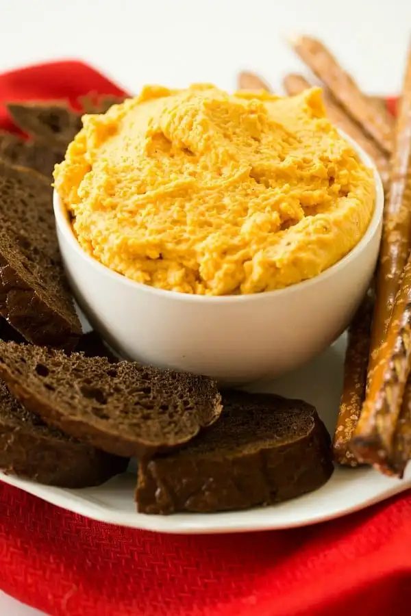Oktoberfest German Beer Cheese Spread | #recipe