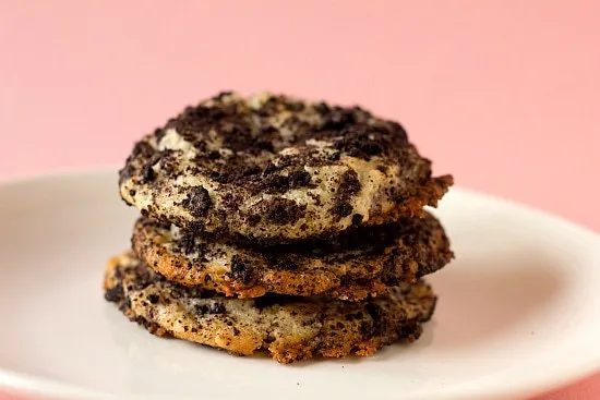 Oreo Cheesecake Cookies