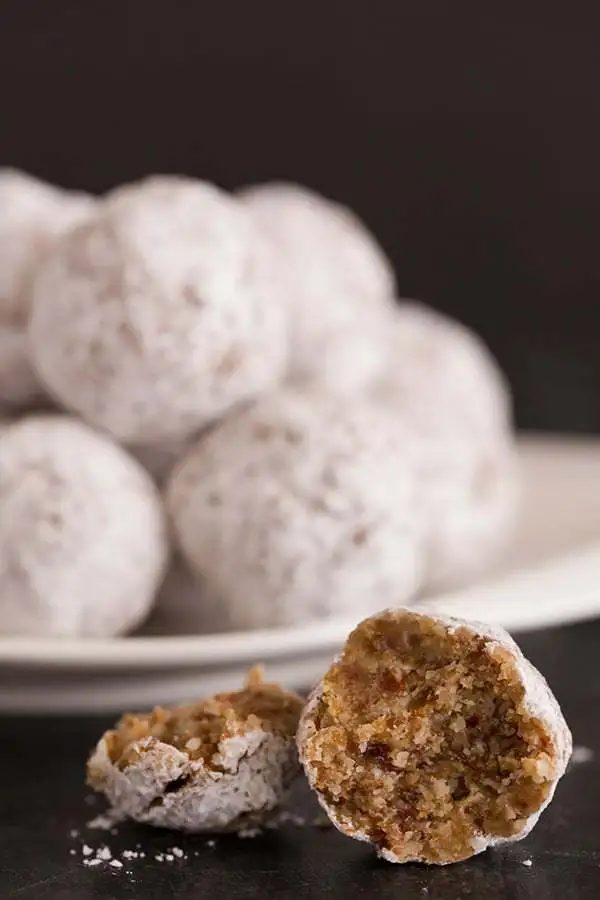 These No-Bake Snowball Cookies are gluten-free and a great Paleo dessert! |