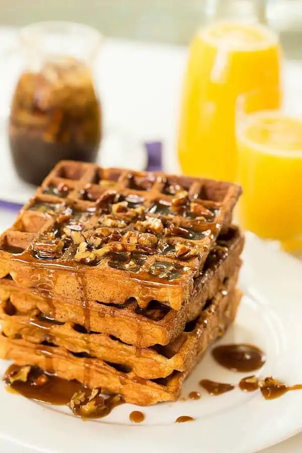 Praline Waffles by @Yawzu ::