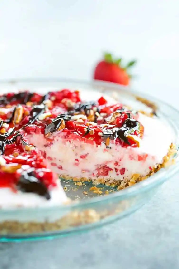 A gorgeous Pretzel Strawberry Ice Cream Pie - refreshing!