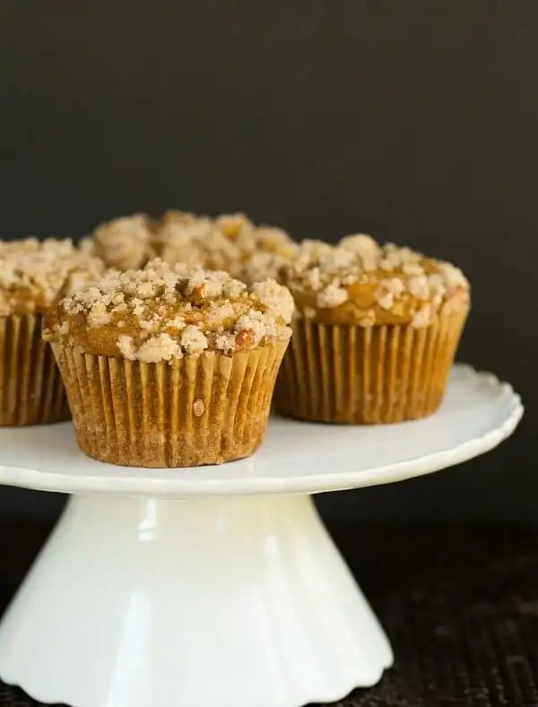 Pumpkin Cream Cheese Muffins with Pecan Streusel | #recipe