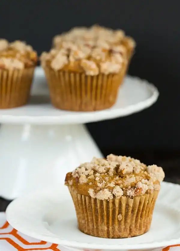 Pumpkin Cream Cheese Muffins with Pecan Streusel | #recipe