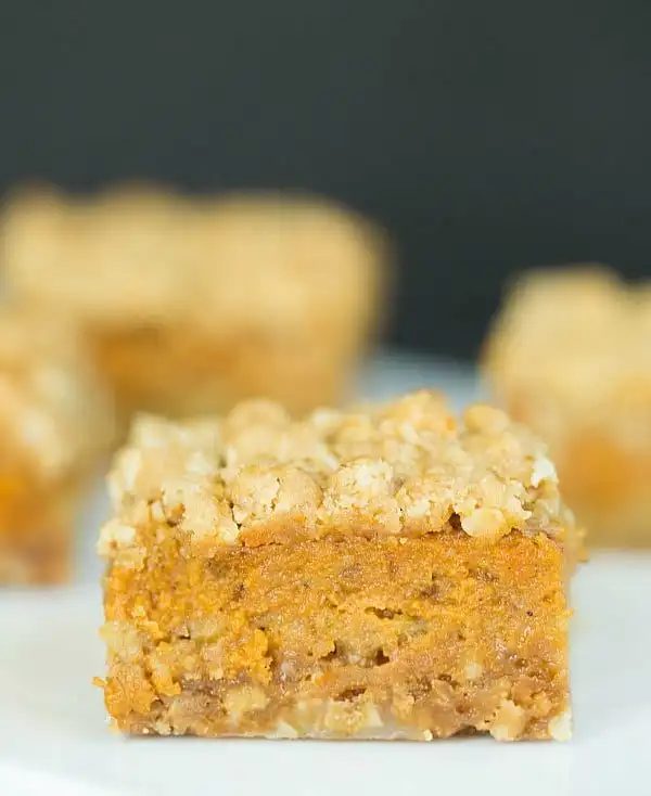 Pumpkin Pie Oatmeal Crumb Bars by @Yawzu ::