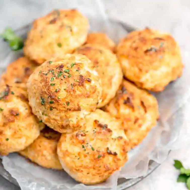 Red Lobster Cheddar Bay Biscuits