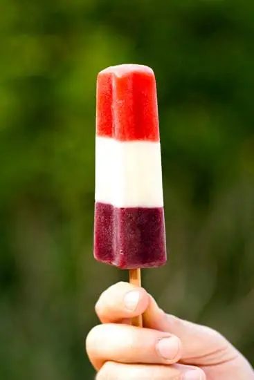 Red, White and Blue Firecracker Popsicles