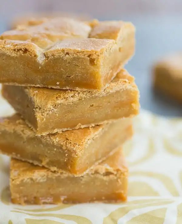 Salted Caramel Blondies | #recipe