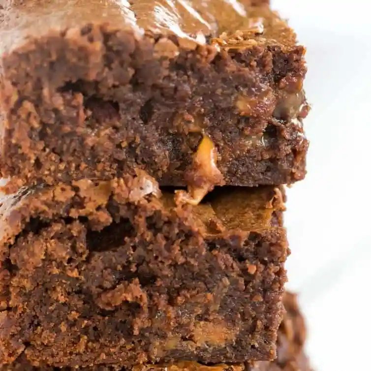 Salted Rolo Brownies