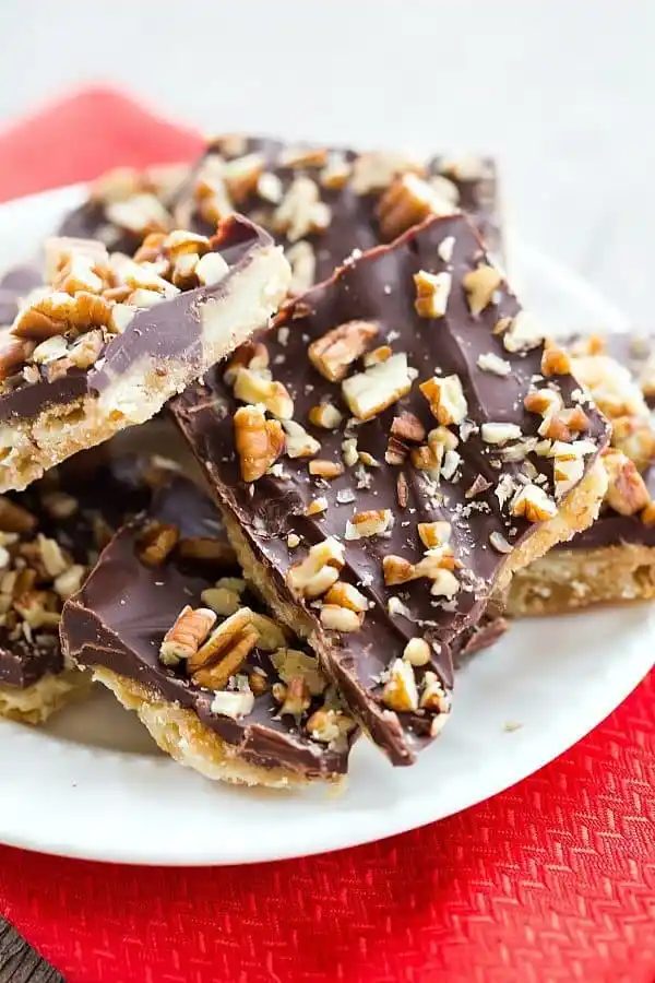 Saltine Toffee Candy with Pecans - A straightforward and rich candy recipe! |