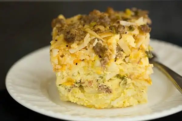 Slow Cooker Sausage, Hash Brown & Cheddar Breakfast Casserole by @Yawzu ::