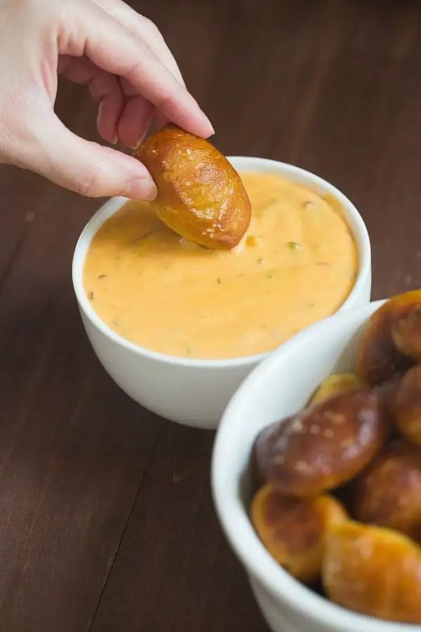 Soft Pretzel Nuggets with Spicy Cheese Dipping Sauce | #recipe