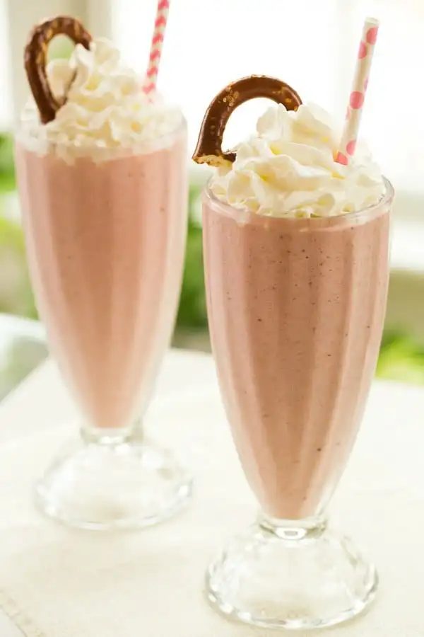 Strawberry Pretzel Salad Milkshake