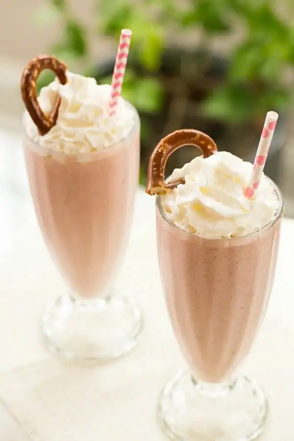 Strawberry Pretzel Salad Milkshake