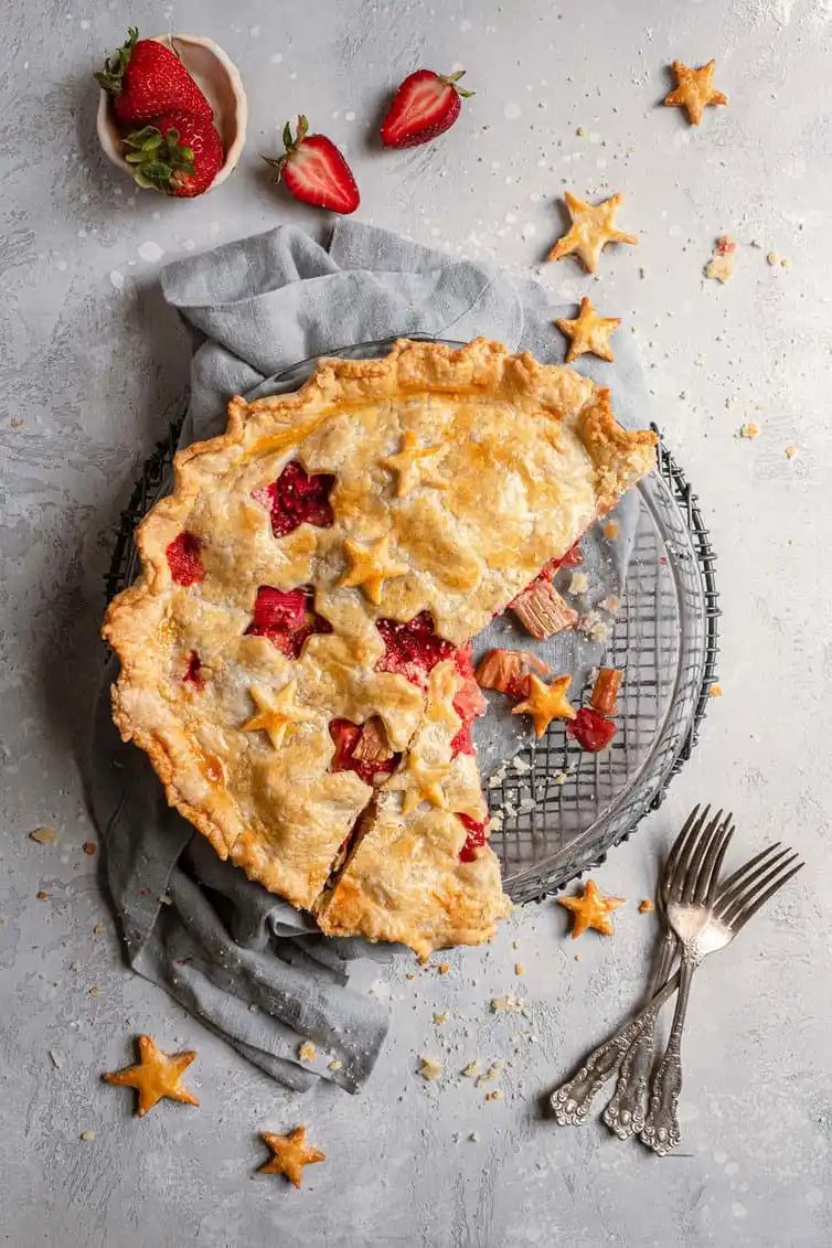 Strawberry Rhubarb Pie