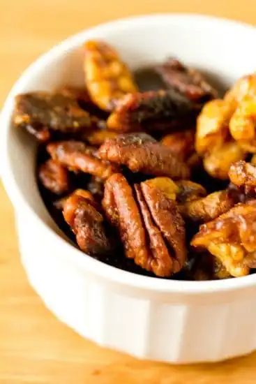 Sweet & Spicy Mixed Nuts
