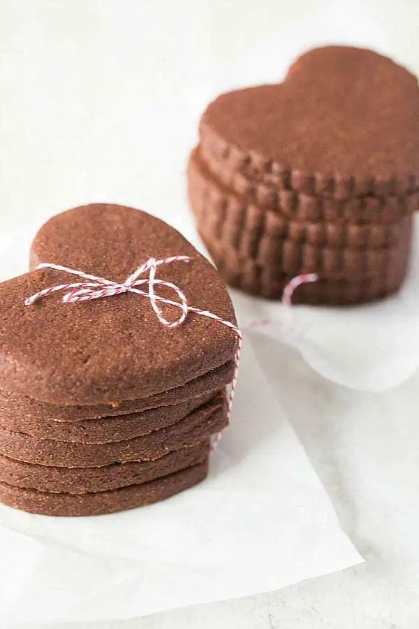 Chocolate Sugar Cookies :: Top 10 List: Favorite Cookie Recipes |