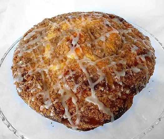 Rich Coffeecake, served with Sweet Cheese Filling