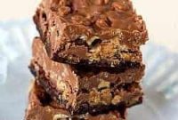 Crunchy Peanut Butter Cup Brownie Bars