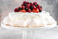 Classic Pavlova Perfection