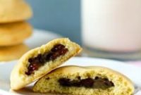 Golden Raisin Pockets