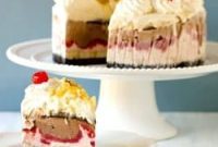 Banana Split Dream Cake