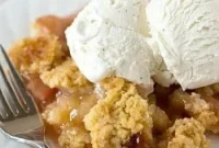 Zesty Ginger Rhubarb Crumble