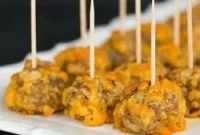 Cheesy Sausage Poppers